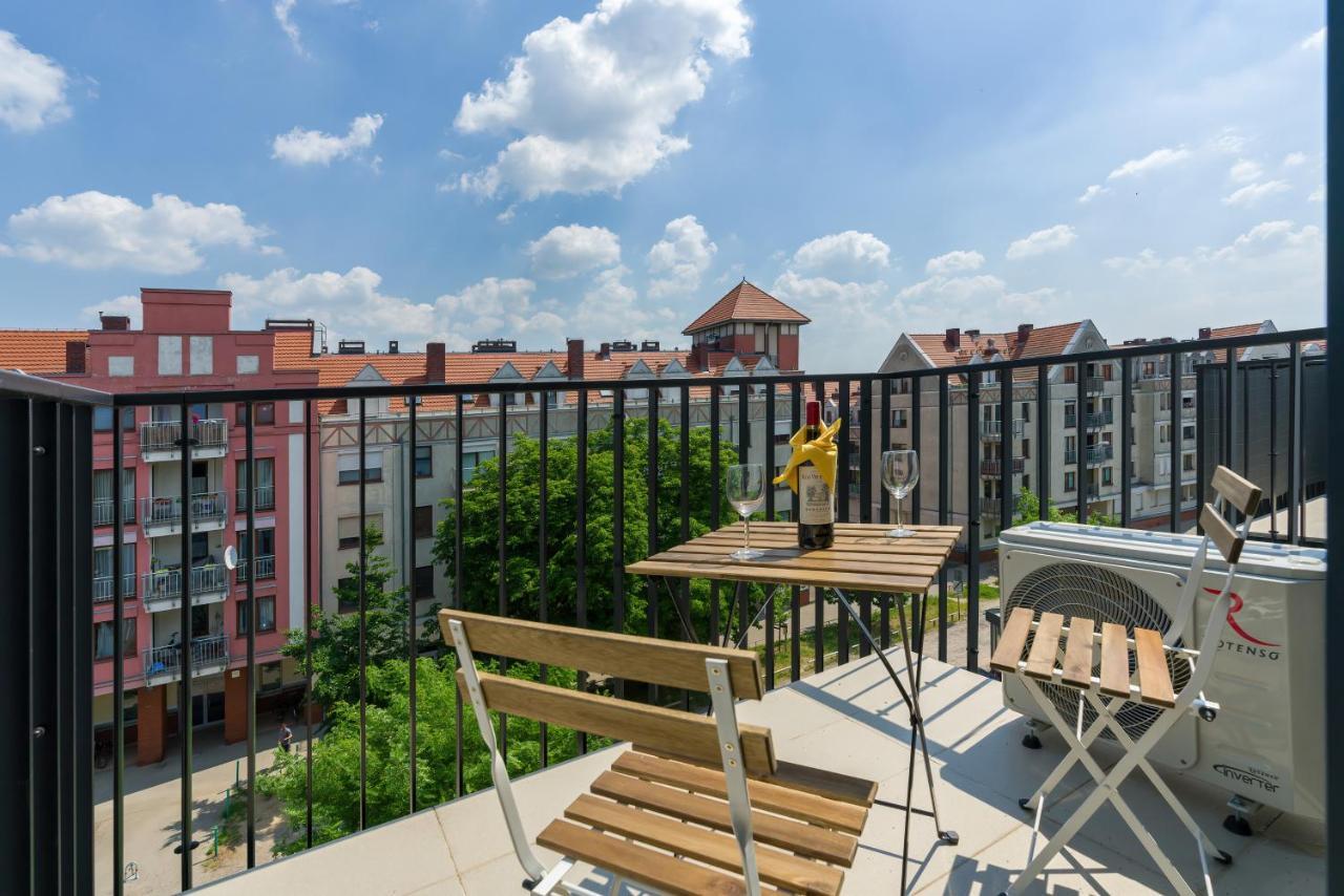 Apartments City View Garbary By Noclegi Renters Poznań Esterno foto